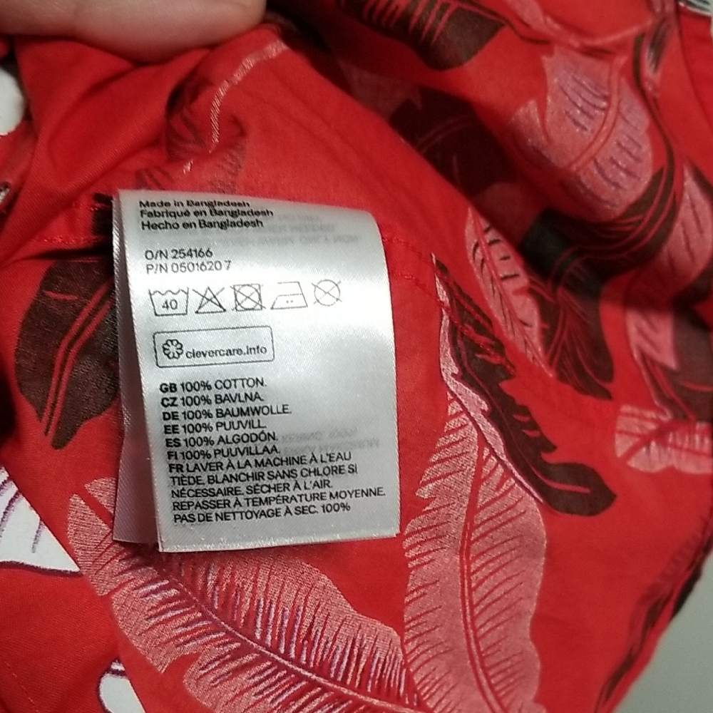 H&M Red and Black Leaf Print Shirt - Picture 3 of 7